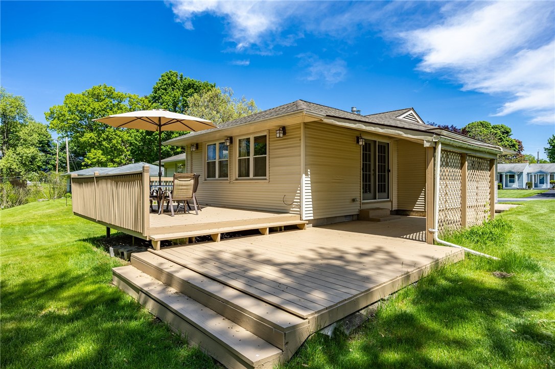 1039 Cherry Hill Lane, Webster, New York image 33