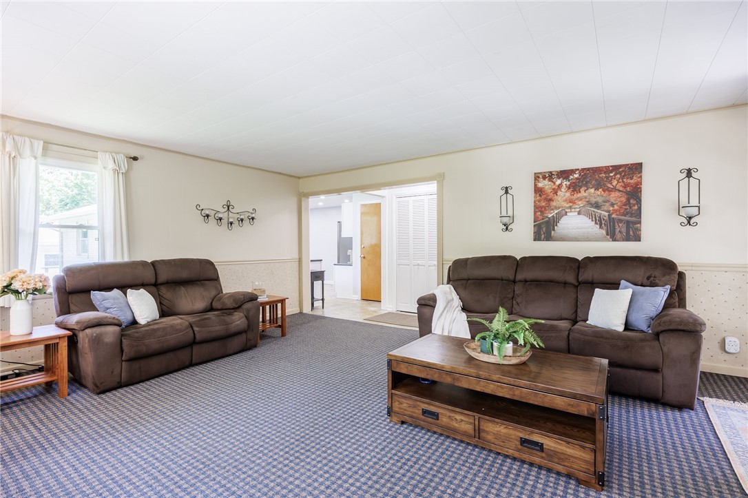 1039 Cherry Hill Lane, Webster, New York image 16