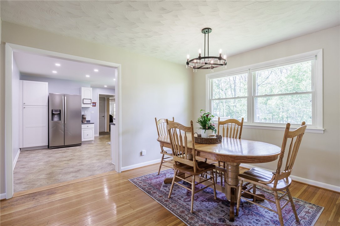 1039 Cherry Hill Lane, Webster, New York image 9