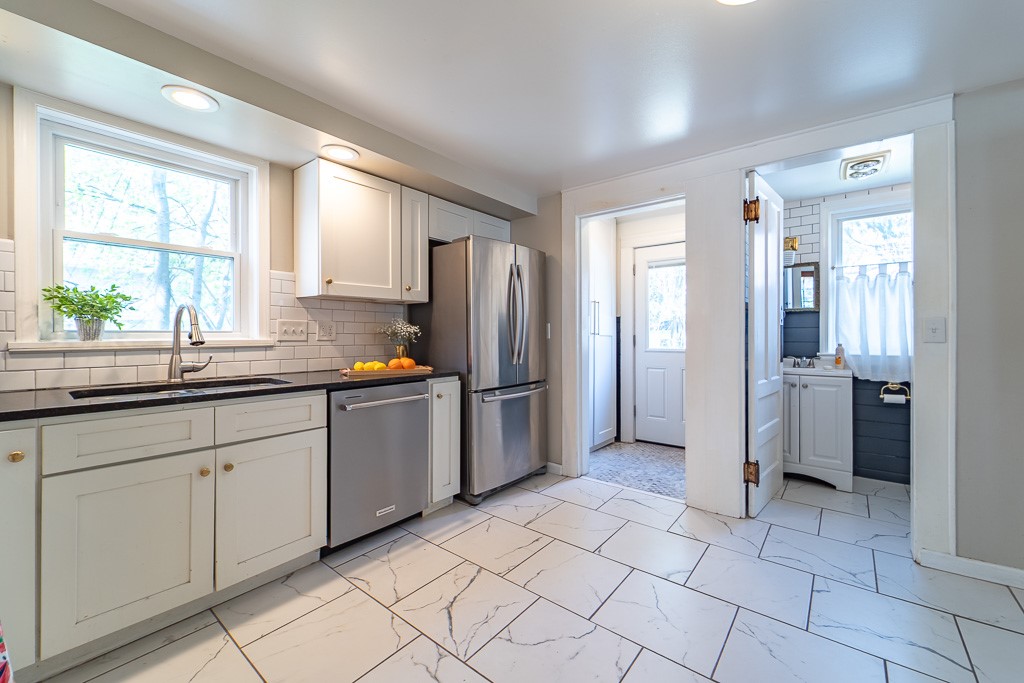 406 Linden Street, Rochester, New York image 15