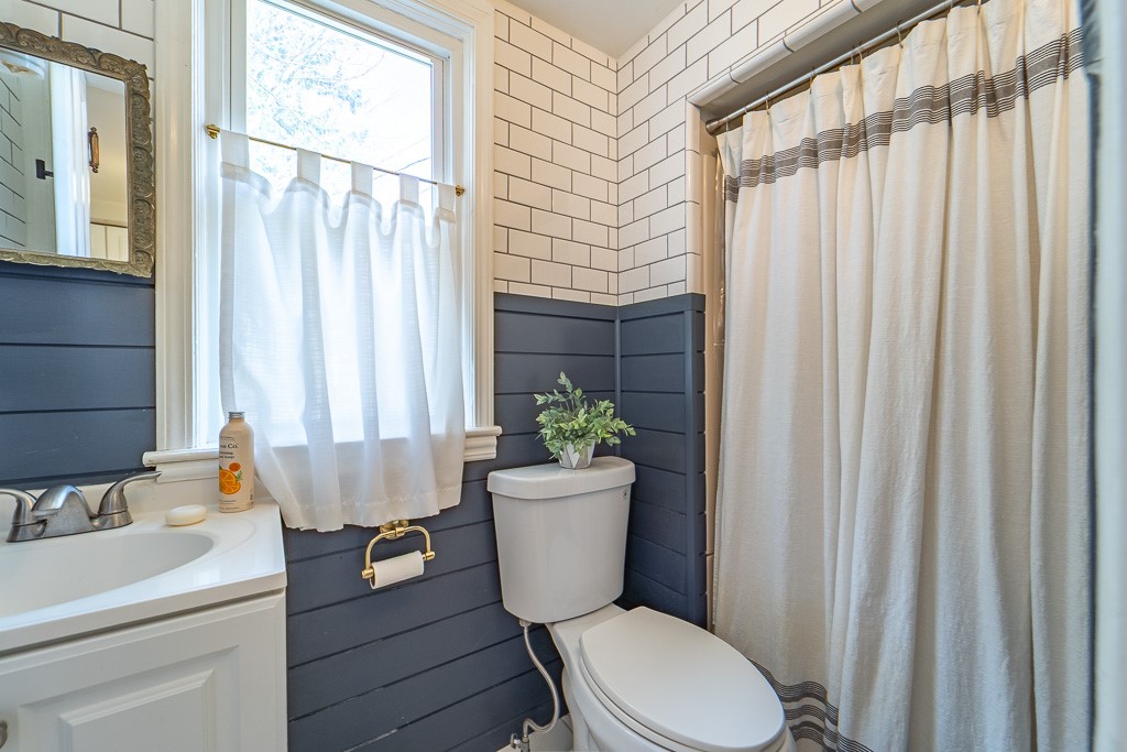 406 Linden Street, Rochester, New York image 17