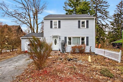 Homes For Sale - 555 Elmgrove Road<br/> Gates, NY 14606