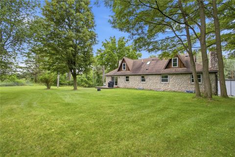Tiny photo for 7984 W Bergen Road, Leroy, NY 14482 (MLS # R1700107)