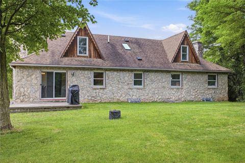Tiny photo for 7984 W Bergen Road, Leroy, NY 14482 (MLS # R1700107)