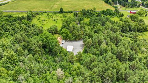Tiny photo for 7984 W Bergen Road, Leroy, NY 14482 (MLS # R1700107)
