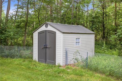 Tiny photo for 7984 W Bergen Road, Leroy, NY 14482 (MLS # R1700107)