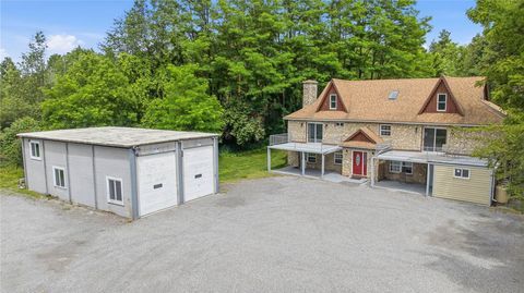 Tiny photo for 7984 W Bergen Road, Leroy, NY 14482 (MLS # R1700107)