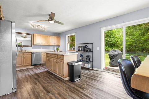 Tiny photo for 7984 W Bergen Road, Leroy, NY 14482 (MLS # R1700107)