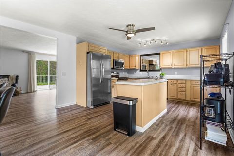 Tiny photo for 7984 W Bergen Road, Leroy, NY 14482 (MLS # R1700107)