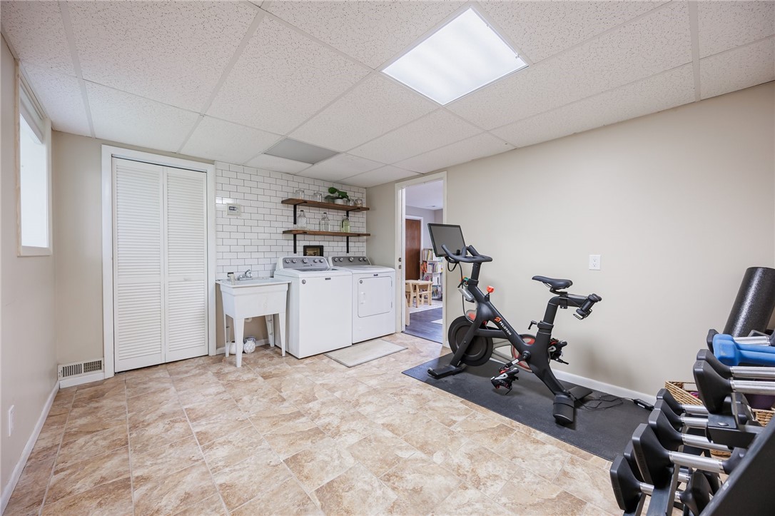 52 Meadowlark Drive, Penfield, New York image 24