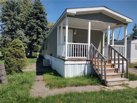 Mobile Home For Sale - 53 Johnson Drive<br/> Auburn, NY 13021