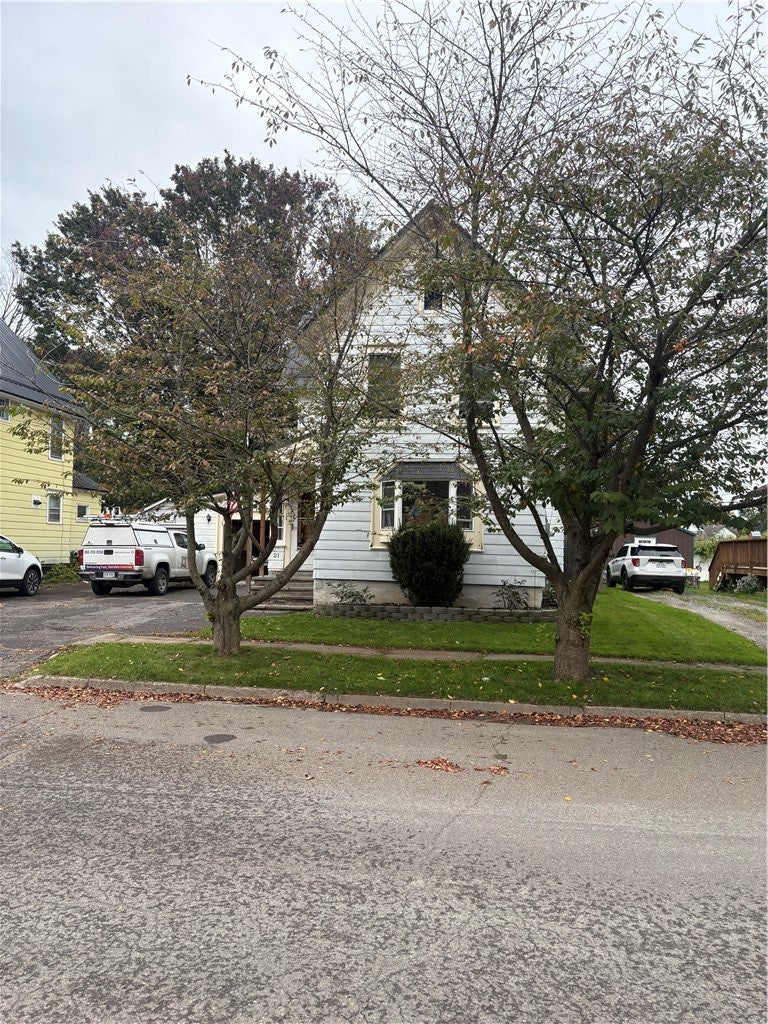21 Hickok Avenue