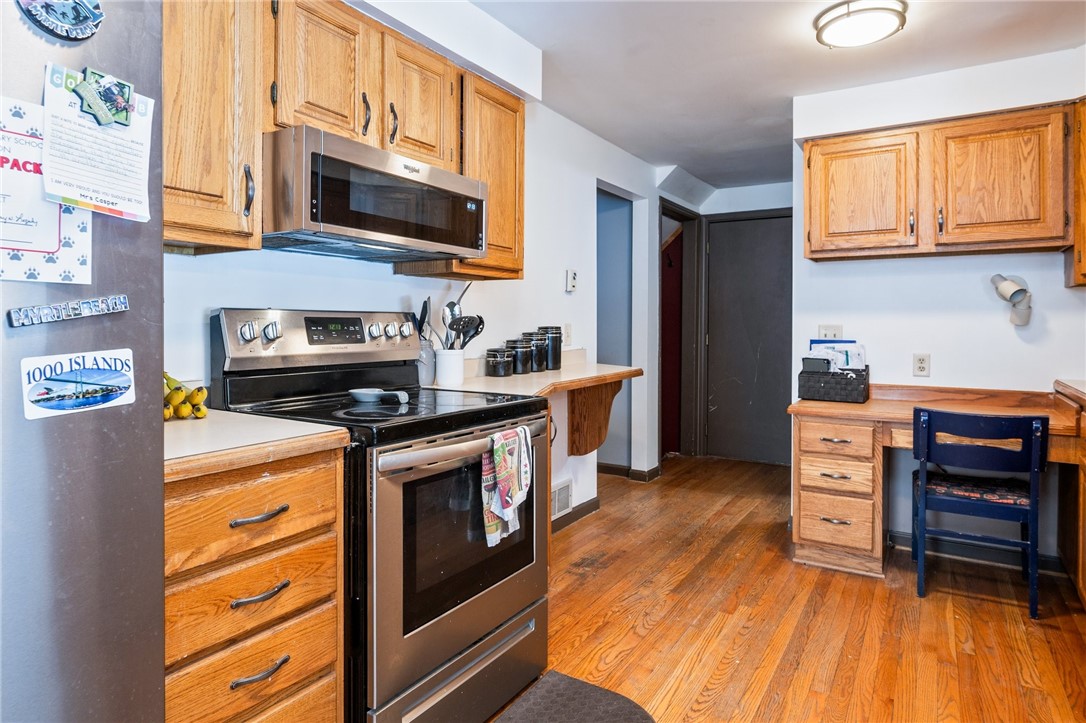 1757 Beechwood Drive, Farmington, New York image 15