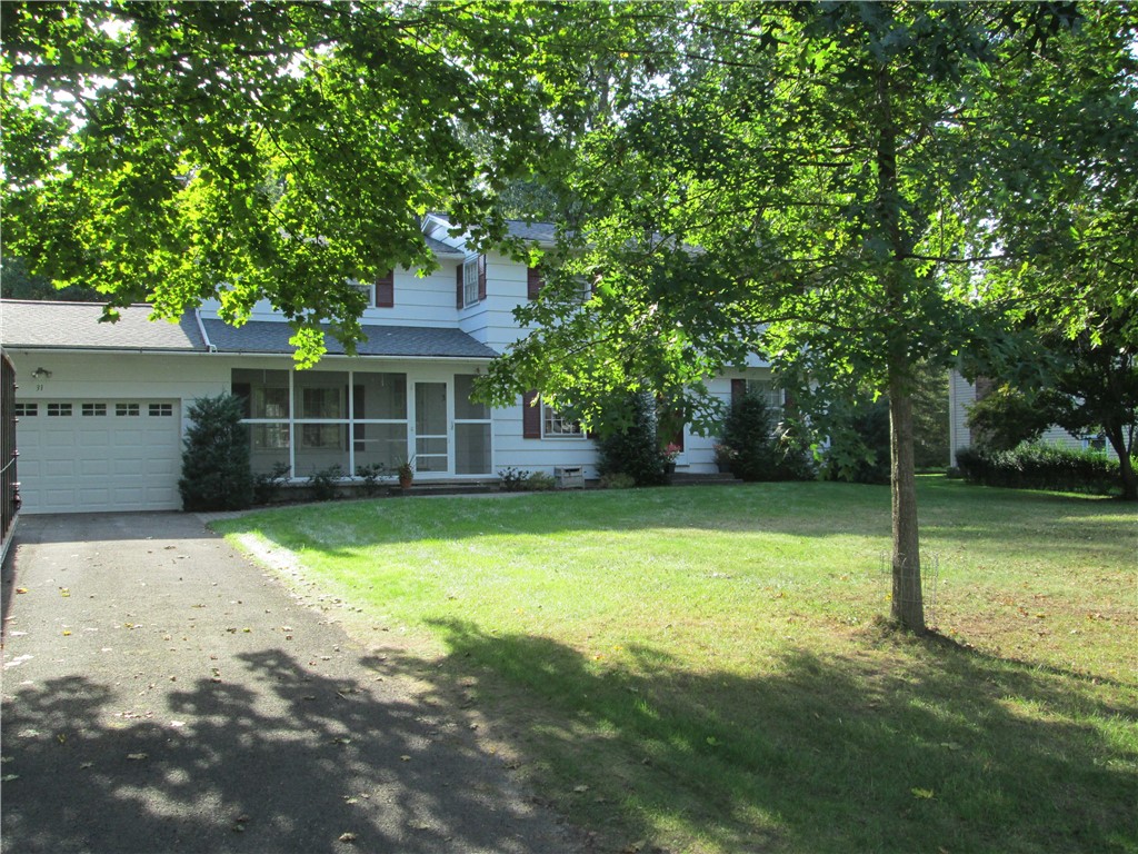 31 Musket Lane, Pittsford, New York image 3