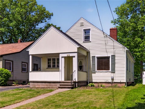 Homes For Sale - 81 Camden Street<br/> Monroe County, Rochester, NY 14612