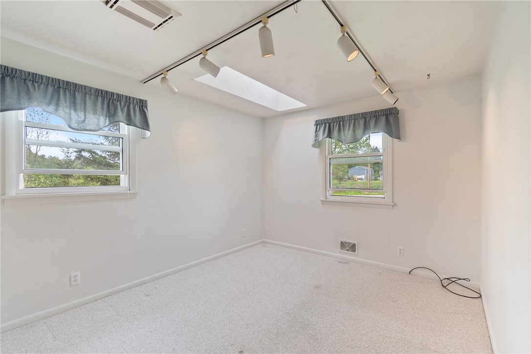 561 Whiting Road, Webster, New York image 30