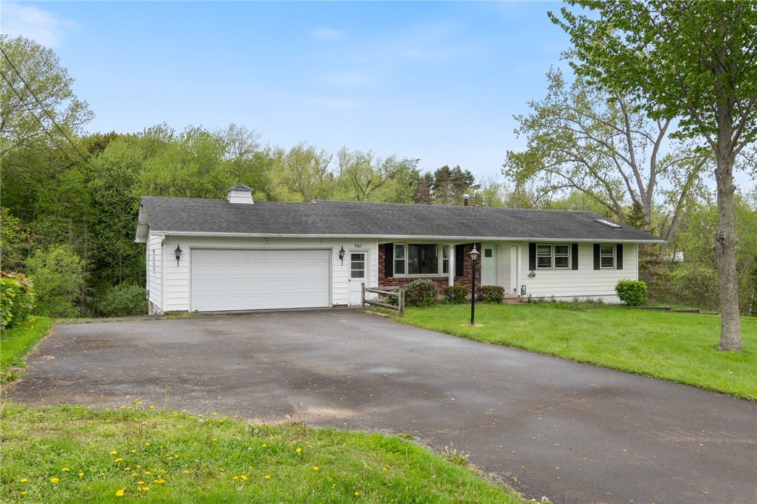 561 Whiting Road, Webster, New York image 3