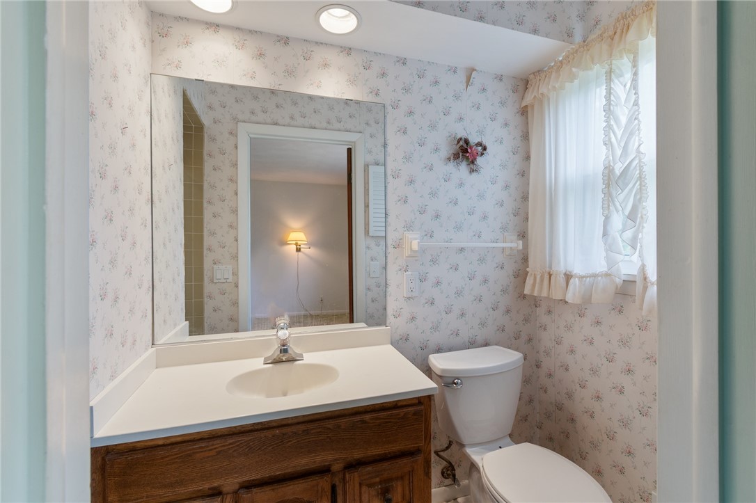 561 Whiting Road, Webster, New York image 20