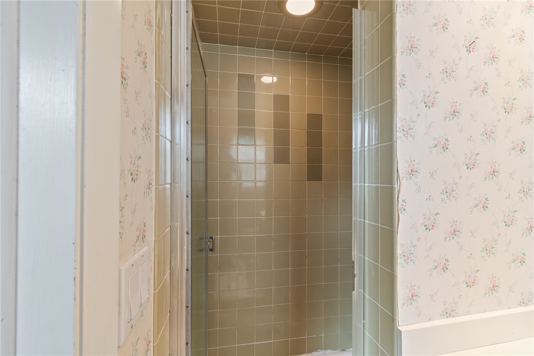 561 Whiting Road, Webster, New York image 19
