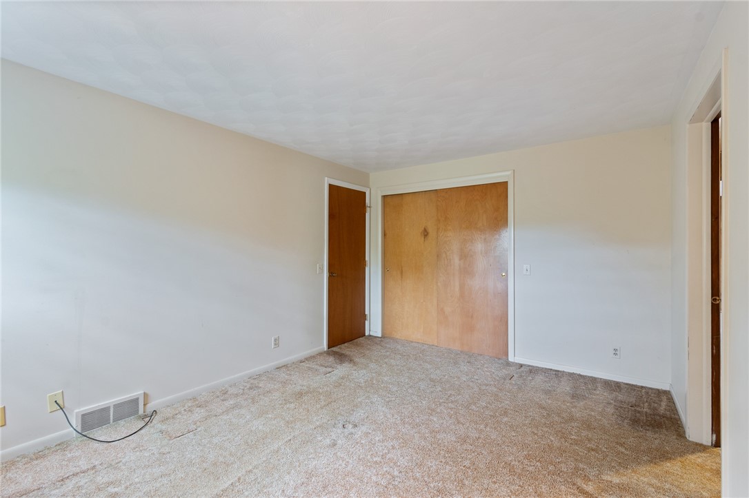 561 Whiting Road, Webster, New York image 27
