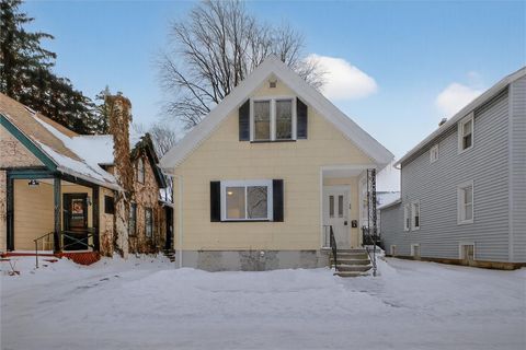 24 Bloomfield Place Rochester NY 14620