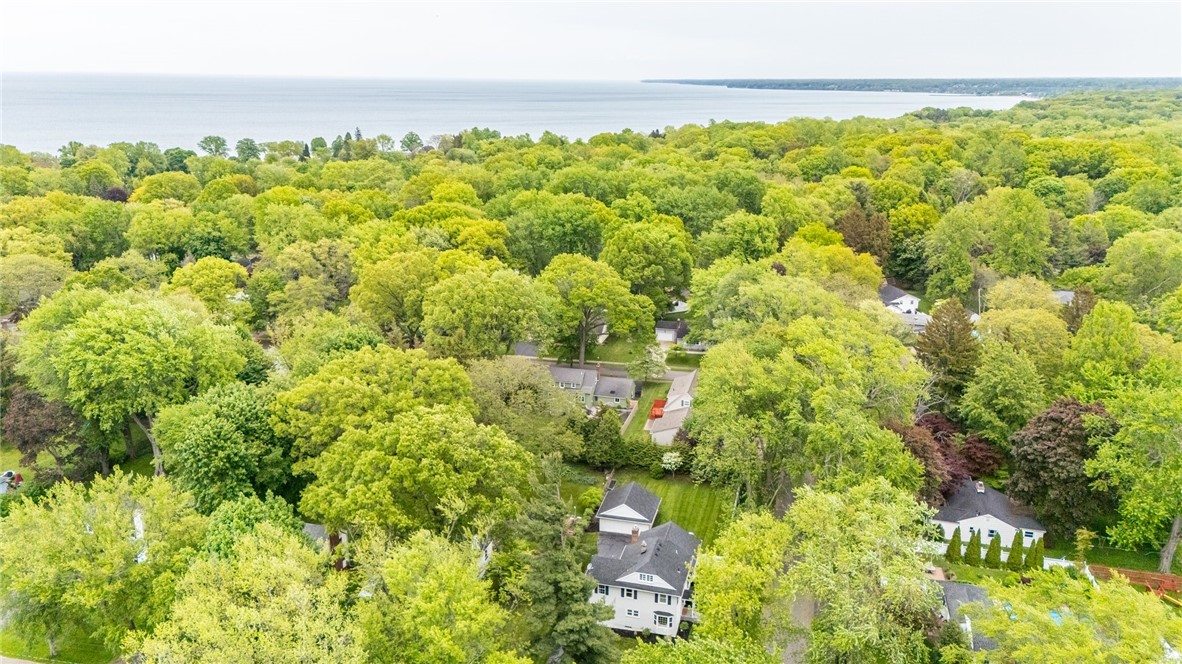 48 Rock Beach Road