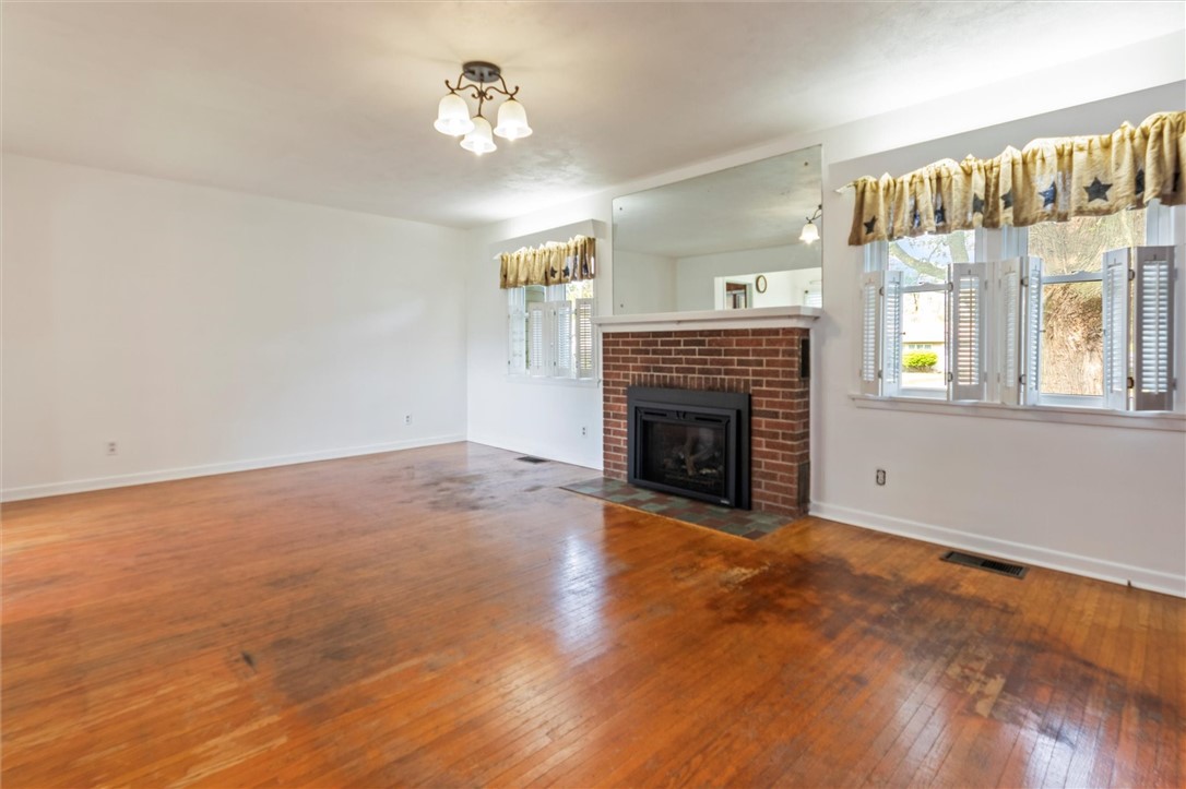 4411 Williamson Road, Marion, New York image 13