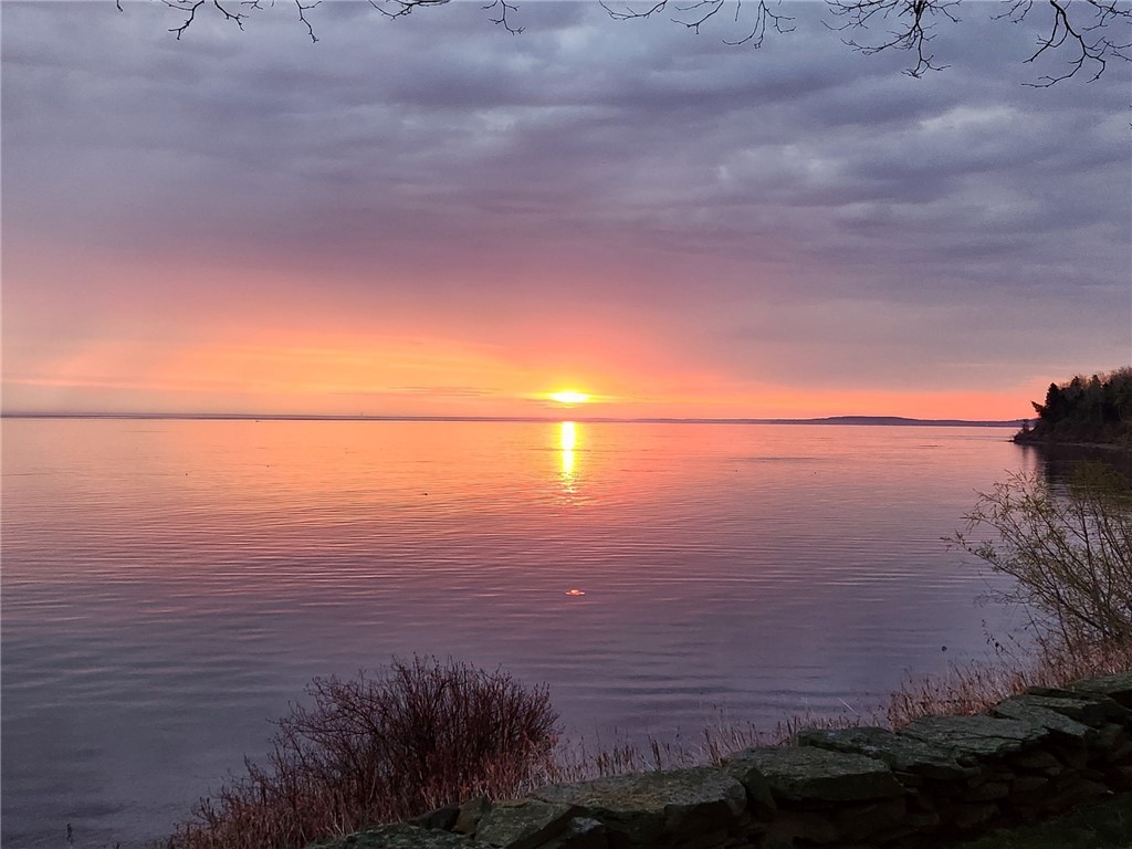 6857 Lakeview Road, Sodus, New York image 3