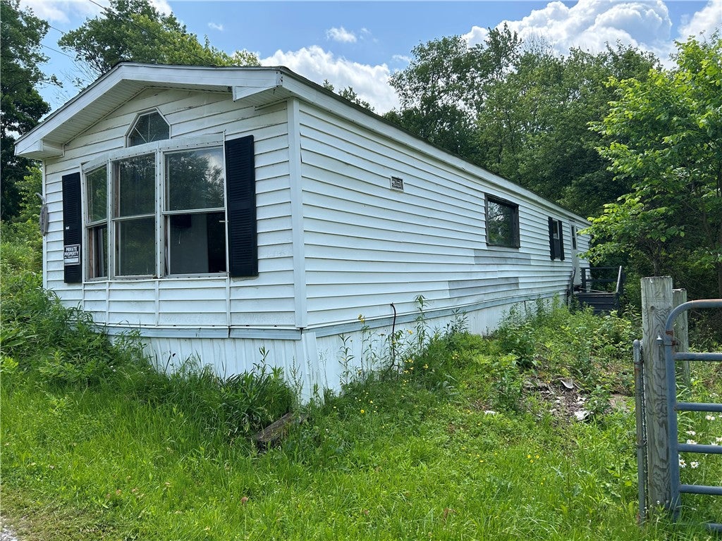115 Iona Lane