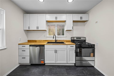 Tiny photo for 20 Duke St ST, Rochester, NY 14609 (MLS # R1714320)