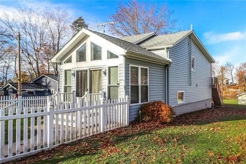 13305 Lakeview Drive Waterport NY 14571