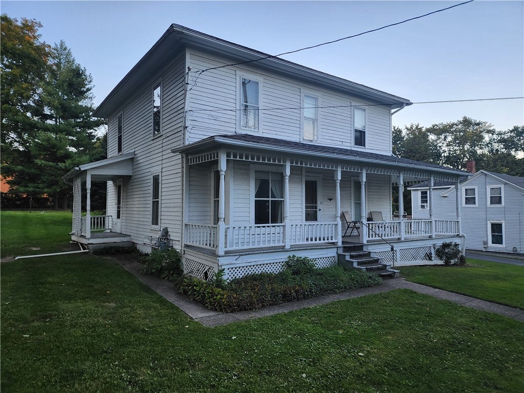 41 Watkins Avenue
