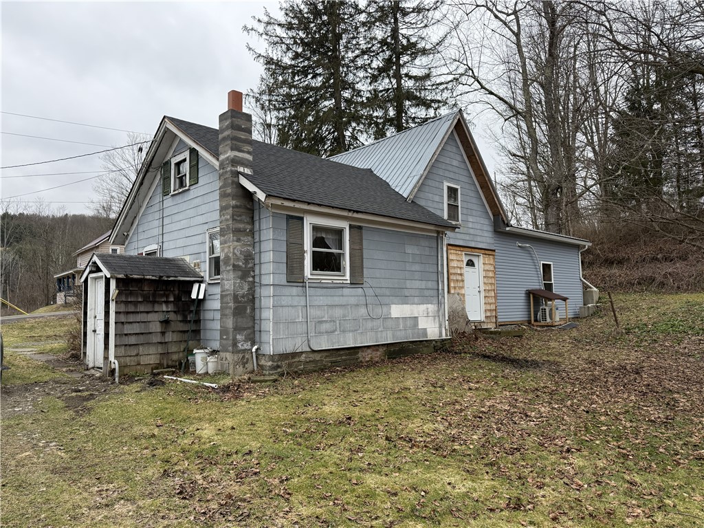387 hamilton valley road