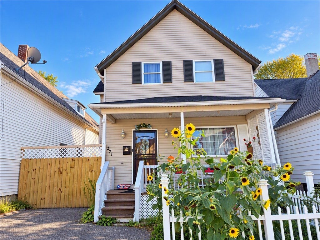 371 Weaver Street