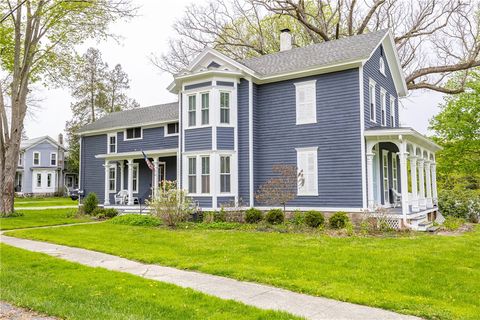 Photo of 46 East Avenue, Naples, NY 14512 (MLS # R1675617)