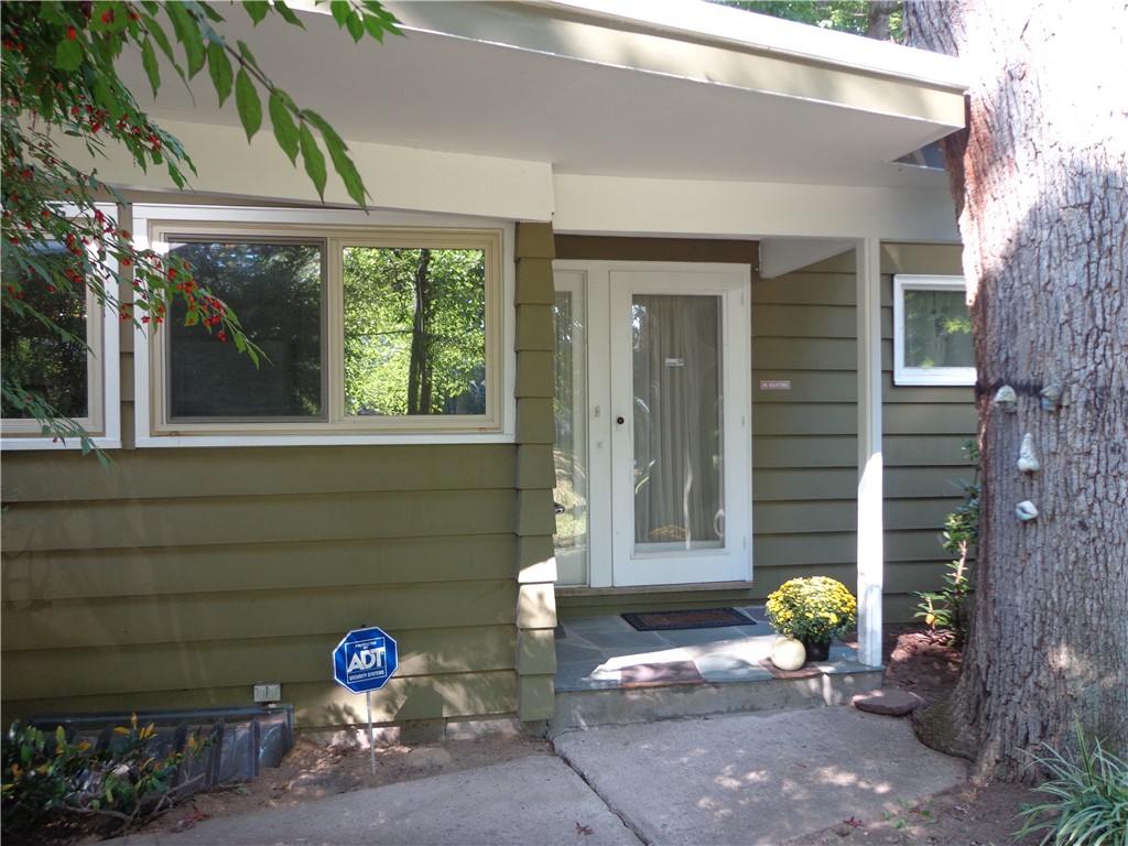 77 Eastwood Trail, Irondequoit, New York image 4