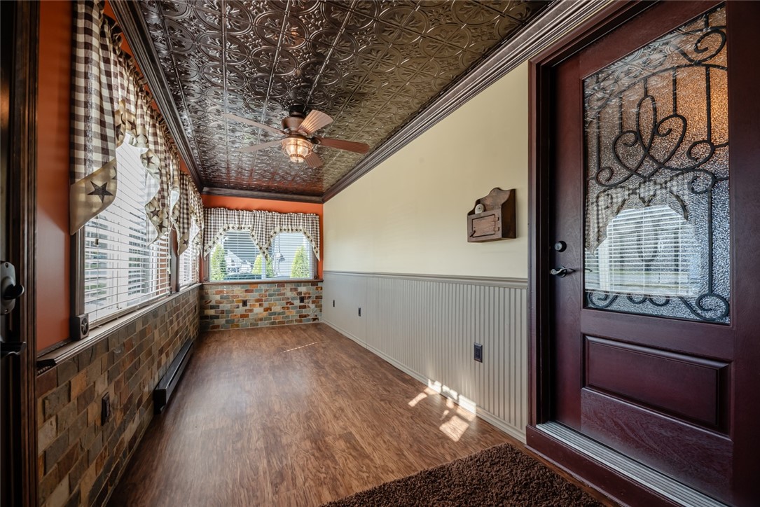 11 Lackawanna Avenue, Mount Morris, New York image 3