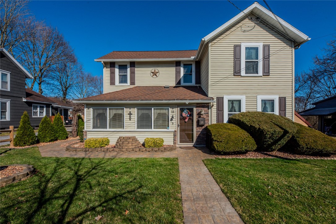 11 Lackawanna Avenue, Mount Morris, New York image 1