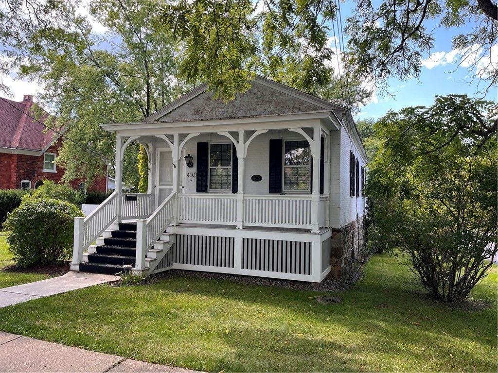 Photo of 410 N Main Street, Canandaigua City, NY 14424 (MLS # R1635204)