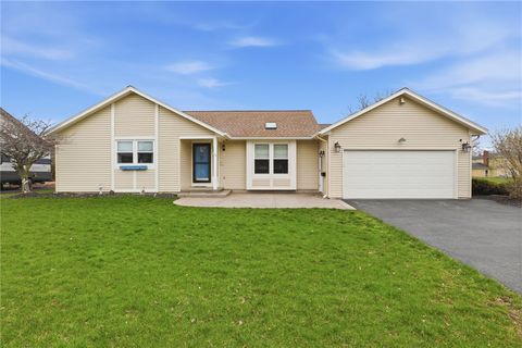 Homes For Sale - 79 Kaye Park Terrace<br/> Monroe County, Gates, NY 14624