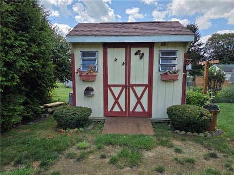 Tiny photo for 121 Acorn Drive, Horseheads, NY 14845 (MLS # R1709126)