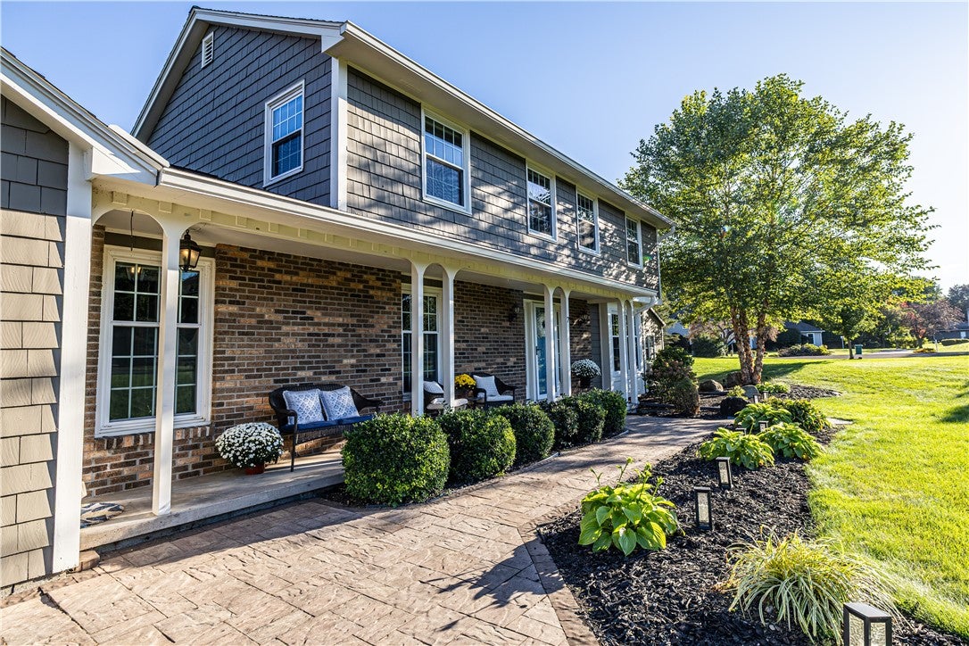 7 Barben Circle