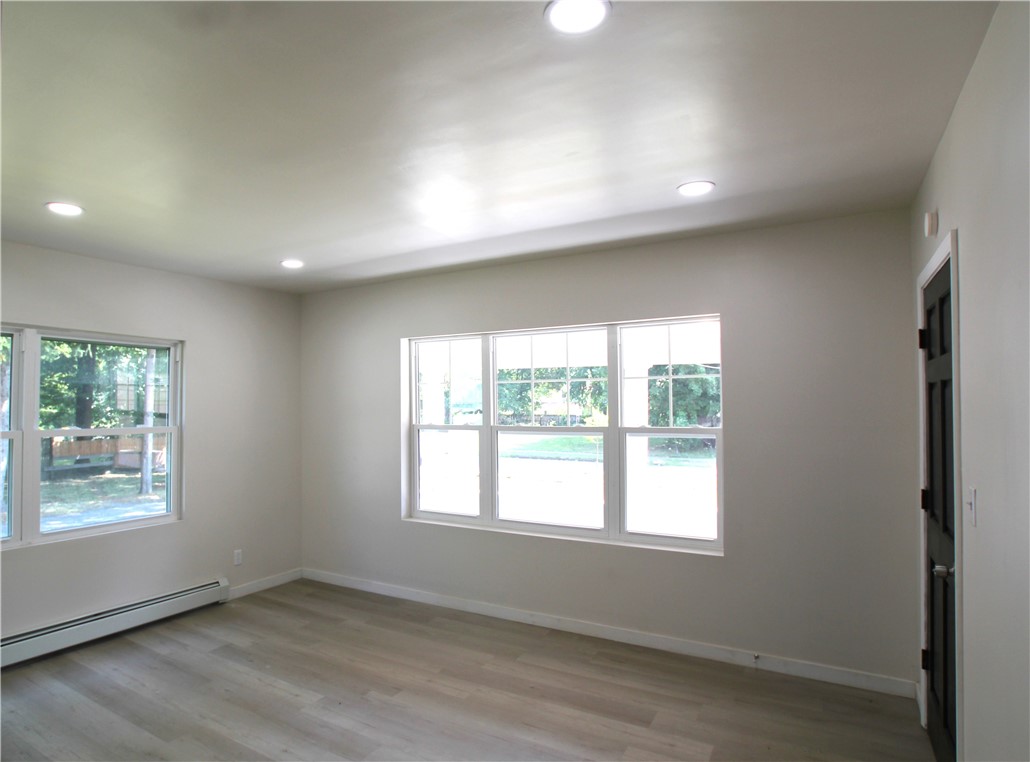 287 6th Street