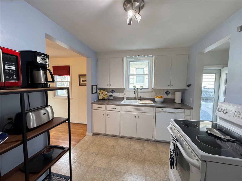 117 Redfern Drive, Rochester, New York image 14