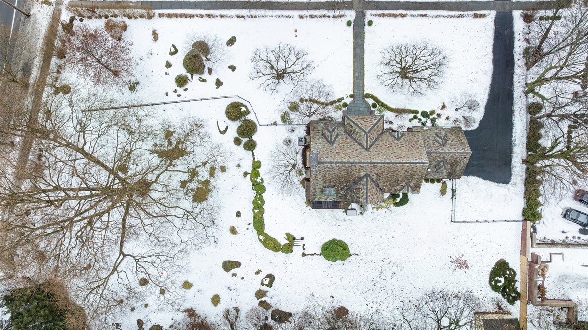 1 Grosvenor Road, Brighton, New York image 6
