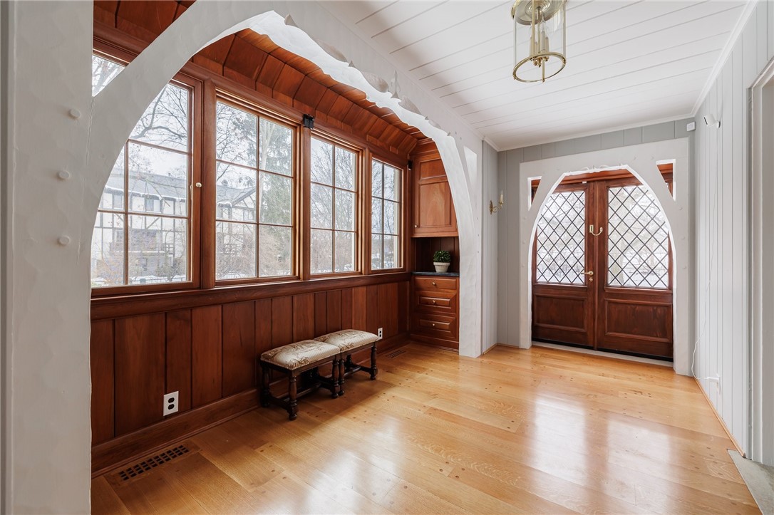 1 Grosvenor Road, Brighton, New York image 27