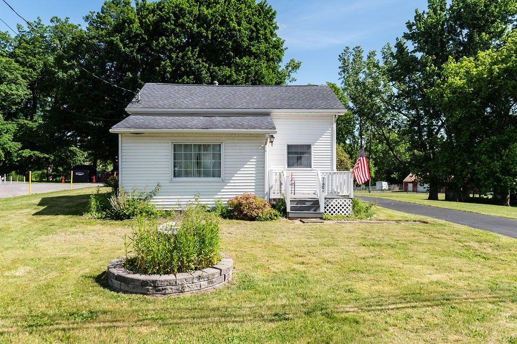 Photo of 2605 W Main St Road, Batavia, NY 14056 (MLS # R1692778)
