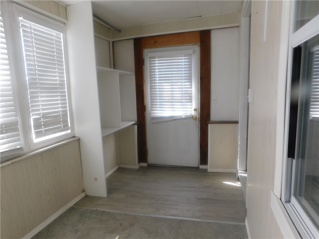 570 Lexington Avenue, Rochester, New York image 5