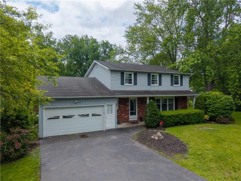 Homes For Rent - 20 Paddington Drive<br/> Monroe County, Gates, NY 14624
