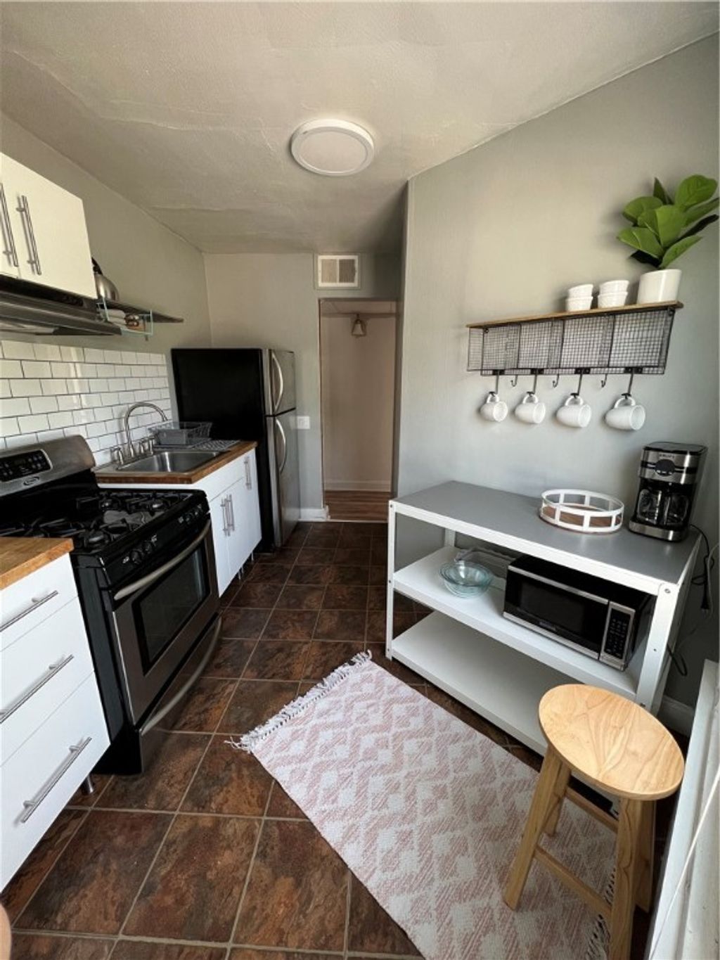 Photo of 1155 Plymouth Avenue S, Rochester, NY 14608 (MLS # R1657756)